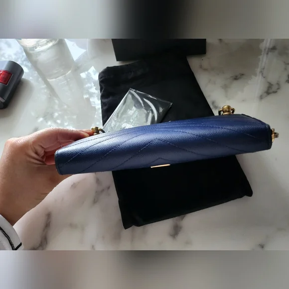 YSL wallet crossbody AUTHENTIC - Picture 4 of 13